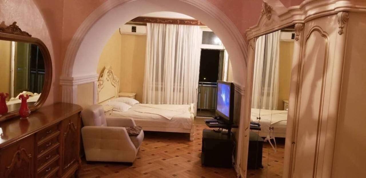 Apartment Irma Rustaveli 57 Batumi Kültér fotó