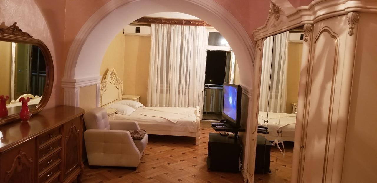 Apartment Irma Rustaveli 57 Batumi Kültér fotó
